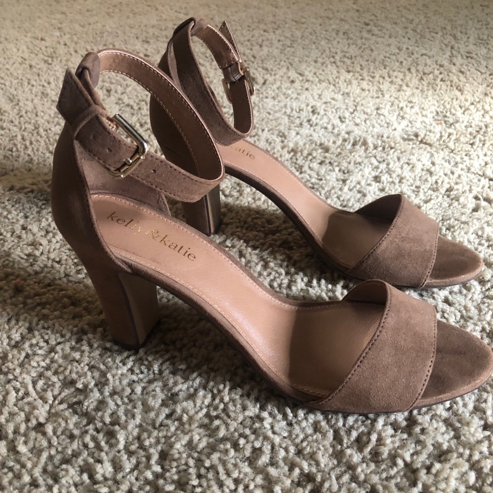 Kelly and Katie heels size 7 1/2